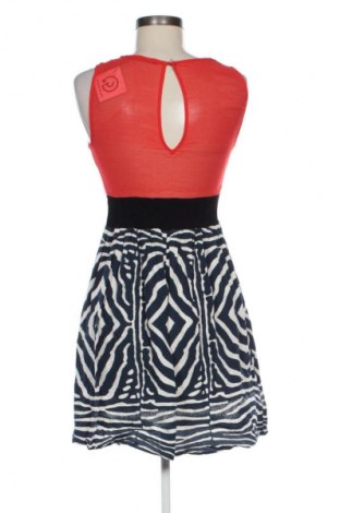 Šaty  Zara, Velikost XS, Barva Vícebarevné, Cena  439,00 Kč
