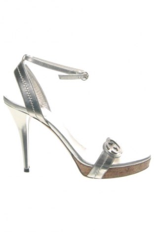 Сандали Gucci, Размер 39, Цвят Екрю, Цена 277,84 €