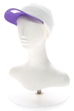 Шапка Cuglog, Цвят Бял, Цена 11,85 €
