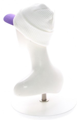 Шапка Cuglog, Цвят Бял, Цена 11,85 €