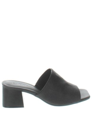 Чехли Calvin Klein, Размер 38, Цвят Черен, Цена 120,15 €, #138016760