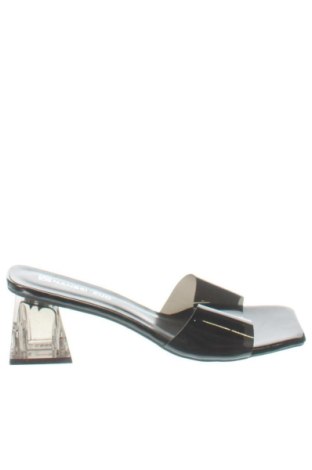Papuci Unbranded, Mărime 40, Culoare Negru, Preț 156,00 Lei, #137960015