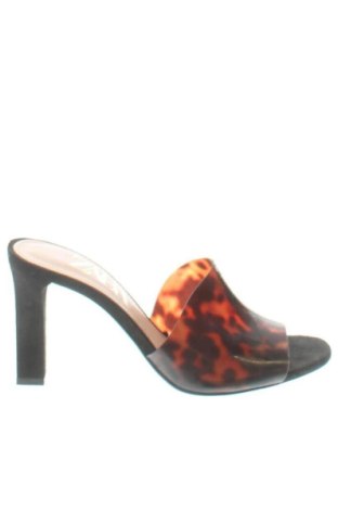 Чехли Zara, Размер 36, Цвят Многоцветен, Цена 33,91 €, #137993518