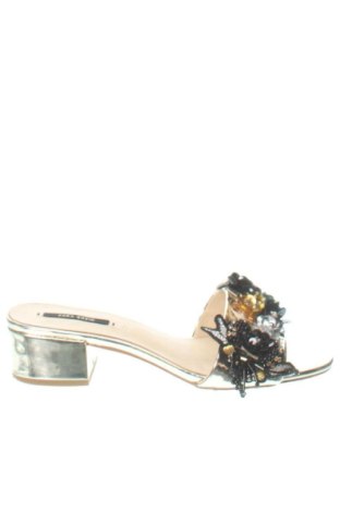 Чехли Zara, Размер 38, Цвят Многоцветен, Цена 37,00 €, #138041798