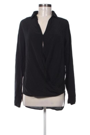 Bluzka damska Pull&Bear, Rozmiar S, Kolor Czarny, Cena 29,63 zł, #138026203