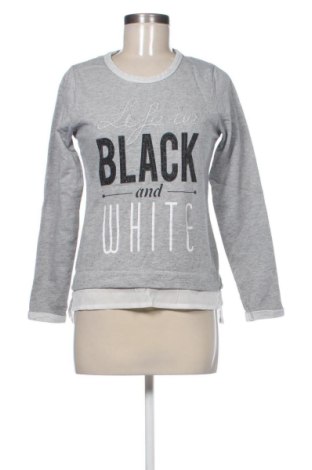 Bluză de femei Gina, Mărime M, Culoare Gri, Preț 21,00 Lei, #138027879