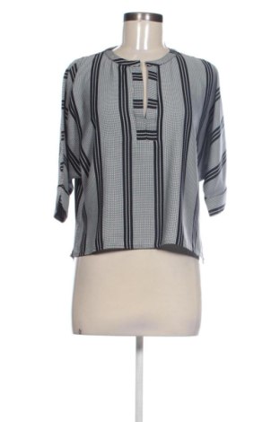 Dámská halenka Forever 21, Velikost S, Barva Vícebarevné, Cena  170,00 Kč, #138028820