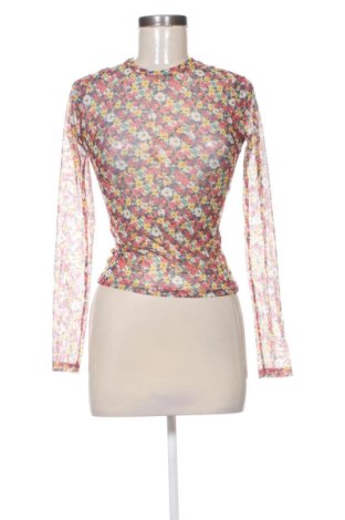 Bluzka damska Pull&Bear, Rozmiar S, Kolor Kolorowy, Cena 28,00 zł, #138032768