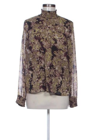 Bluză de femei Vero Moda, Mărime M, Culoare Multicolor, Preț 25,99 Lei, #138046102