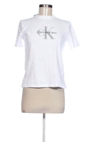 Дамска тениска Calvin Klein, Размер S, Цвят Бял, Цена 42,43 €, #138018303