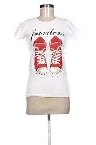 Γυναικείο t-shirt Much More, Μέγεθος M, Χρώμα Λευκό, Τιμή 8,76 €, #138030646