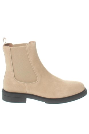 Дамски боти BOSS, Размер 42, Цвят Бежов, Цена 198,00 €, #138030133