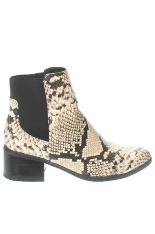 Botine de damă Call It Spring, Mărime 39, Culoare Multicolor, Preț 142,00 Lei, #138052165