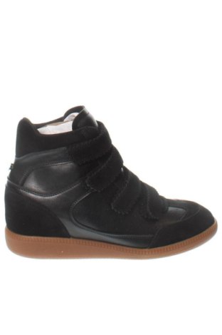 Botine de damă Mustang, Mărime 38, Culoare Negru, Preț 391,99 Lei, #138015708