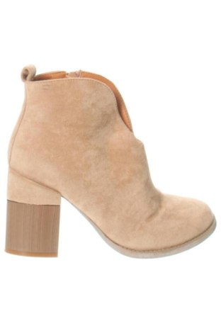 Botine de damă Unbranded, Mărime 36, Culoare Bej, Preț 146,97 Lei, #138005456