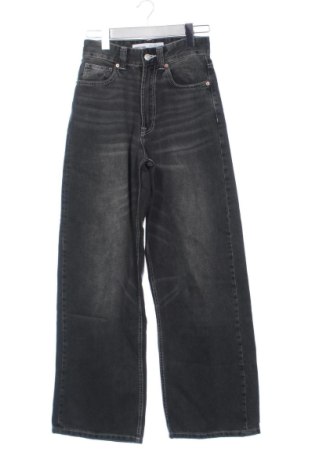 Blugi de femei Bershka, Mărime XXS, Culoare Gri, Preț 62,99 Lei, #137985089