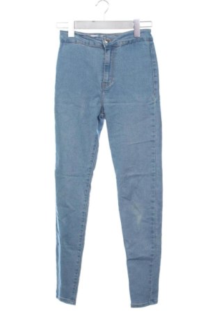 Női farmernadrág Bershka, Méret XS, Szín Kék, Ár 9 817 Ft, #137988567