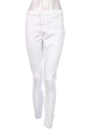 Damen Jeans Clockhouse, Größe XL, Farbe Weiß, Preis 10,00 €, #137990129