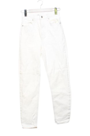 Damskie jeansy Bershka, Rozmiar XS, Kolor Biały, Cena 50,80 zł, #137996162