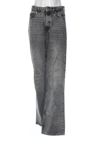 Damskie jeansy Zara, Rozmiar M, Kolor Szary, Cena 67,74 zł, #137998079