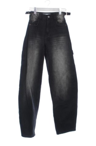 Női farmernadrág Bershka, Méret XS, Szín Fekete, Ár 3 901 Ft, #138001894
