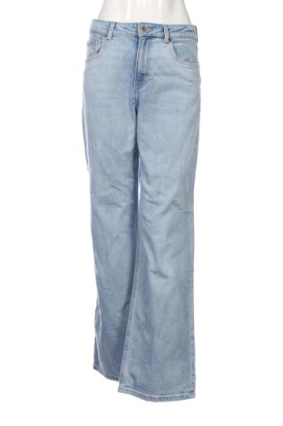 Damskie jeansy H&M, Rozmiar M, Kolor Niebieski, Cena 89,16 zł, #138004991