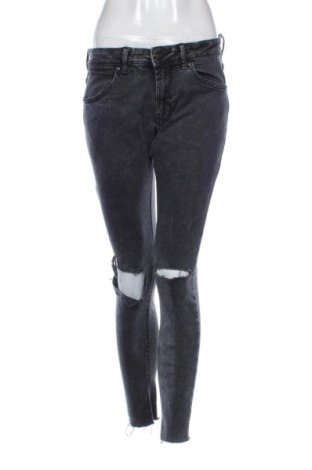 Női farmernadrág Bershka, Méret M, Szín Szürke, Ár 7 142 Ft, #138005346