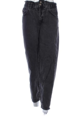 Blugi de femei Pull&Bear, Mărime S, Culoare Gri, Preț 73,49 Lei, #138007920
