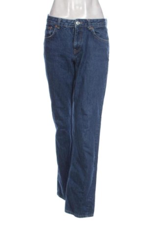 Blugi de femei Pull&Bear, Mărime M, Culoare Albastru, Preț 74,99 Lei, #138010487