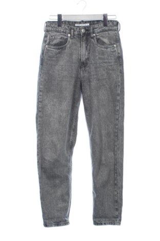 Blugi de femei Cropp, Mărime M, Culoare Gri, Preț 83,07 Lei, #138010808