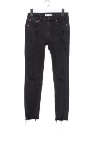 Дамски дънки Pull&Bear, Размер XS, Цвят Черен, Цена 12,00 €, #138019080