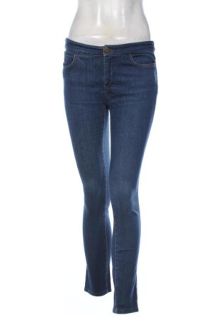 Damskie jeansy Weekend Max Mara, Rozmiar M, Kolor Niebieski, Cena 442,82 zł, #138030063