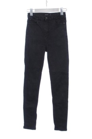 Damskie jeansy Cropp, Rozmiar XS, Kolor Czarny, Cena 77,15 zł, #138048797