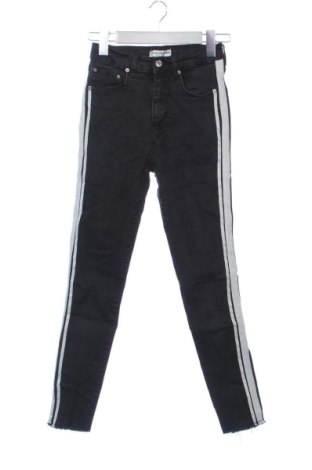 Blugi de femei Pull&Bear, Mărime XXS, Culoare Multicolor, Preț 68,24 Lei, #137981322