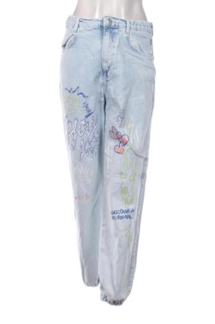 Damskie jeansy Bershka, Rozmiar S, Kolor Niebieski, Cena 59,27 zł, #137994359