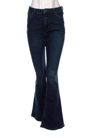 Damskie jeansy Bershka, Rozmiar S, Kolor Niebieski, Cena 61,30 zł, #138003884