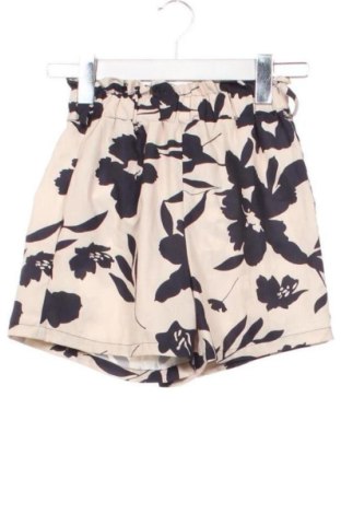 Pantaloni scurți pentru copii Unbranded, Mărime 9-10y/ 140-146 cm, Culoare Multicolor, Preț 37,20 Lei, #137993658