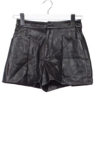 Дамски къс панталон Stradivarius, Размер XXS, Цвят Черен, Цена 9,00 €, #138017469