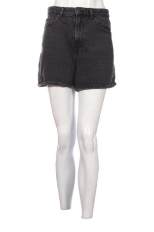 Damen Shorts Pull&Bear, Größe M, Farbe Schwarz, Preis € 11,00, #138023997