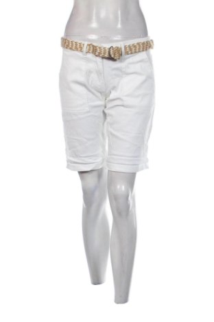 Damen Shorts Janina, Größe L, Farbe Weiß, Preis 8,00 €, #138033664
