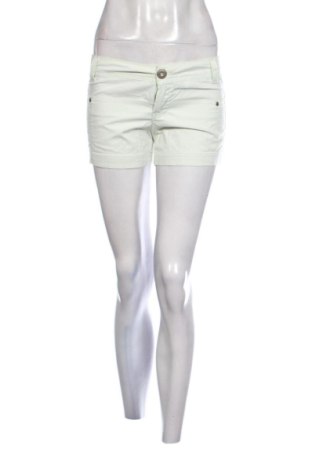 Damen Shorts Madoc, Größe M, Farbe Grün, Preis € 14,00, #138024119