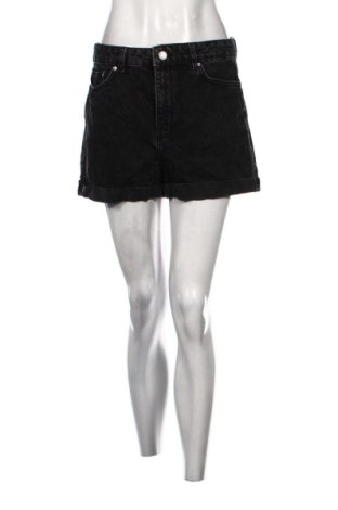 Pantaloni scurți de femei Mango, Mărime M, Culoare Negru, Preț 75,00 Lei, #138027283