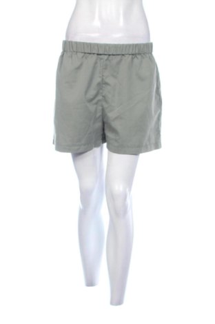 Pantaloni scurți de femei SHEIN, Mărime M, Culoare Verde, Preț 47,24 Lei, #138039075