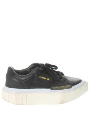 Női cipők Adidas, Méret 38, Szín Fekete, Ár 28 369 Ft, #137988885