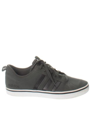 Încălțăminte de damă Adidas, Mărime 41, Culoare Verde, Preț 350,08 Lei, #137994972
