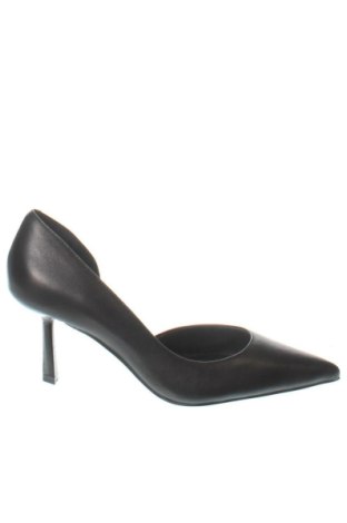 Дамски обувки Steve Madden, Размер 38, Цвят Черен, Цена 104,81 €, #138016522