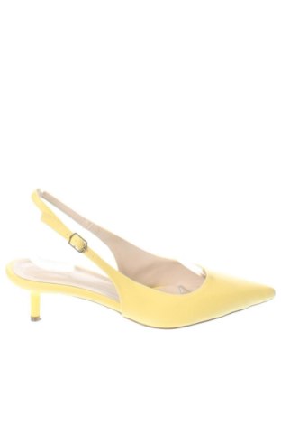 Încălțăminte de damă Unbranded, Mărime 40, Culoare Galben, Preț 272,95 Lei, #138000286