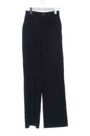 Дамски панталон Stradivarius, Размер XXS, Цвят Черен, Цена 12,00 €, #138000754