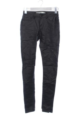Női nadrág Vero Moda, Méret XS, Szín Fekete, Ár 12 359 Ft, #138004637