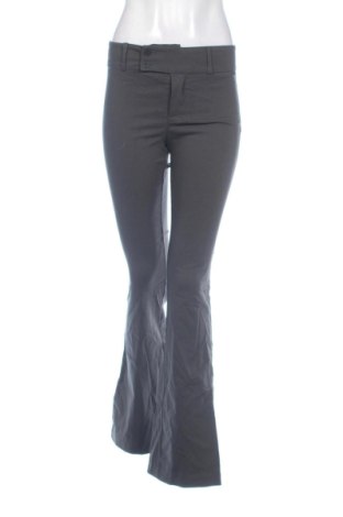 Pantaloni de femei Bershka, Mărime M, Culoare Negru, Preț 60,99 Lei, #138014121
